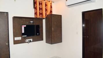 Deluxe Double Room | City view