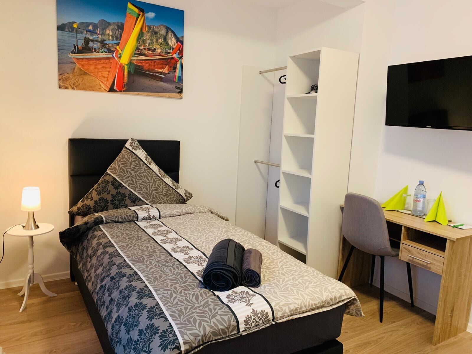 Desk, soundproofing, rollaway beds, free WiFi