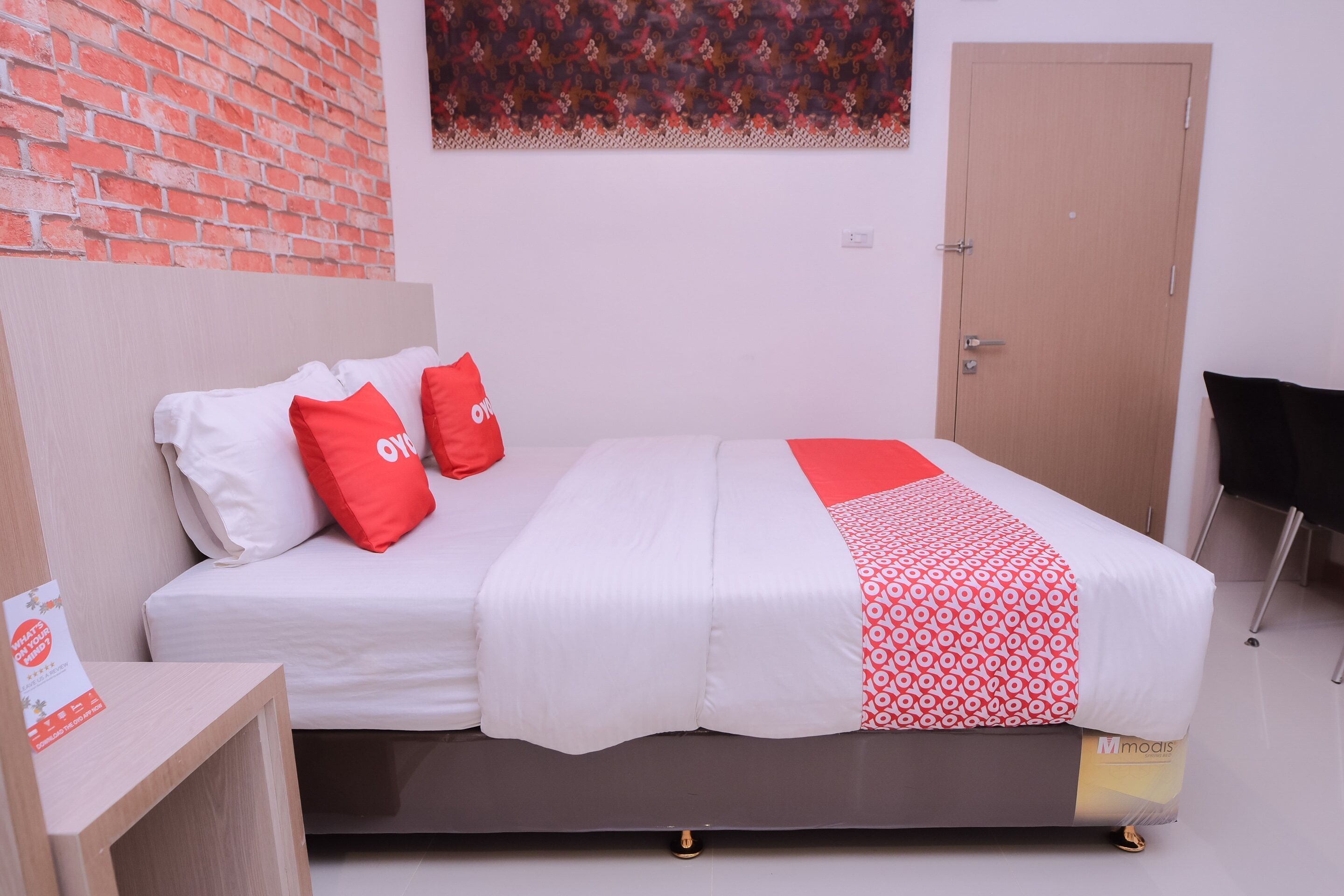 standard double room | desk, free wifi, bed sheets
