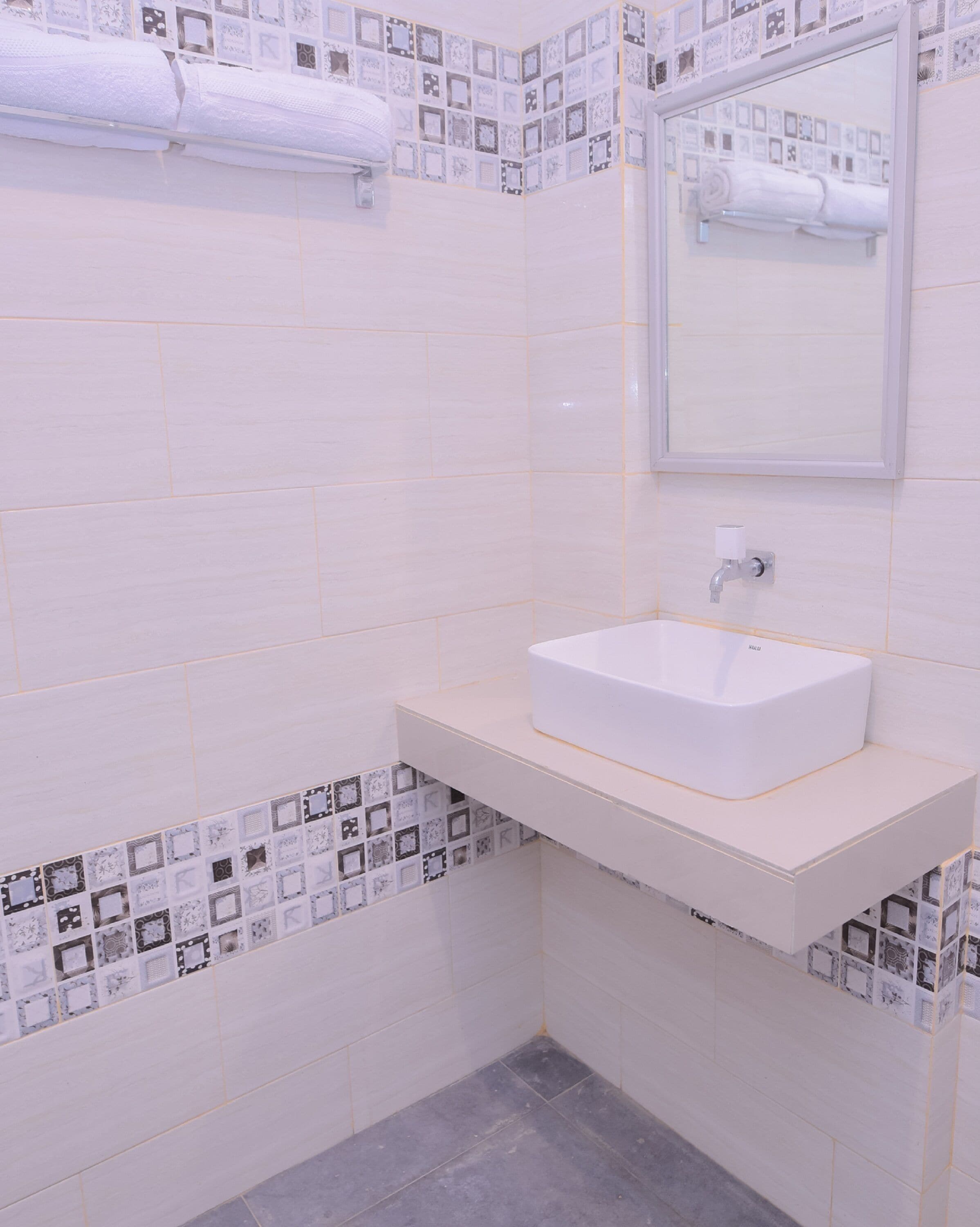 shower, rainfall showerhead, towels