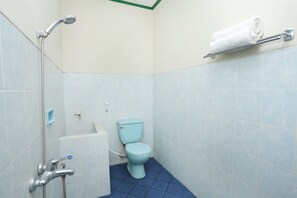 Superior Suite | Bathroom - Hotel O Penginapan Kepurun Pawana Indonesia (Cangkringan)