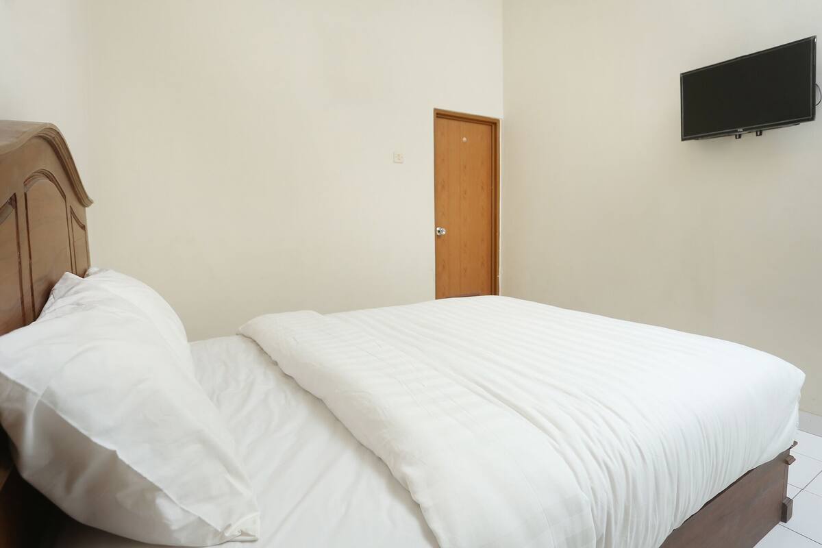 Bureau, Wi-Fi gratuit, draps fournis