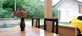 OYO 1851 Homestay Joss