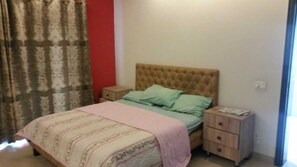 Luxury Suite | Individually decorated, individually furnished, laptop workspace