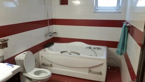 Luxury Suite | Bathroom - Cantonment Inn (Lahore)