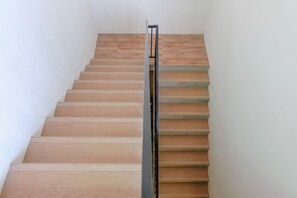 Staircase - OYO 1622 Kakap 88 Family Homestay (Malang)
