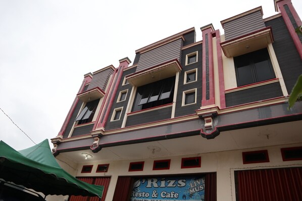 Exterior - OYO 1728 D'rizd Homestay Syariah (Bukittinggi)