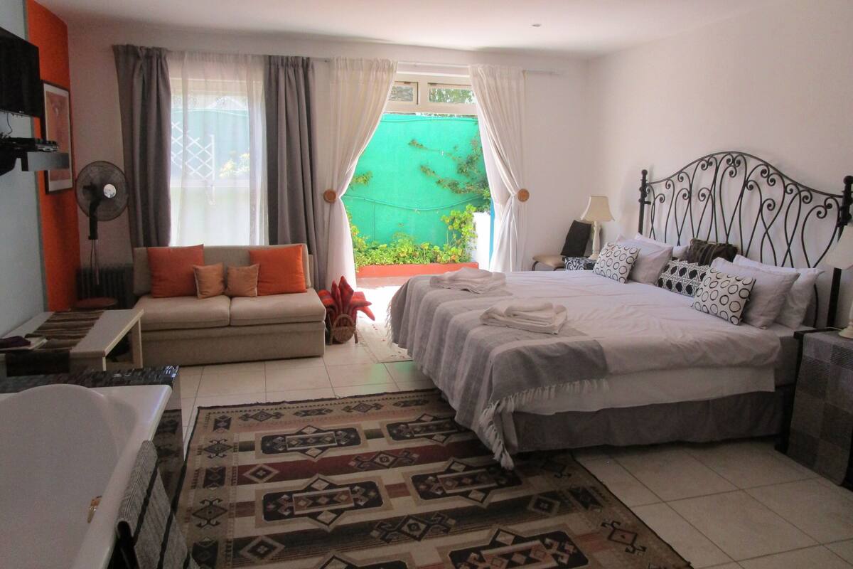 Desk, blackout curtains, iron/ironing board, free WiFi