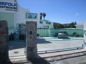Free self-parking - Norfolk Guest House (Hermanus)