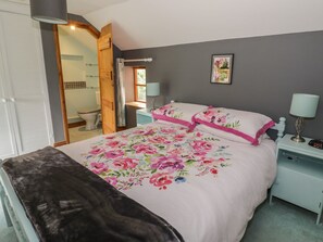 Casa de campo | 1 habitación, decoración personalizada y muebles diferentes 