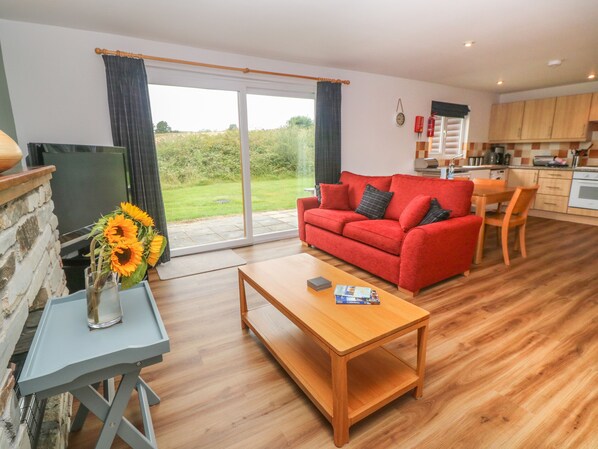 Cottage | Interior - 64 Waterside (Bodmin)