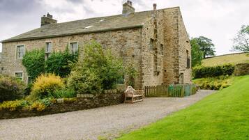 Cottage | Front of property