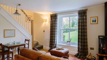 Cottage | Ruang keluarga