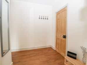 Interior - Well House Farm Flat 1 (Chester)