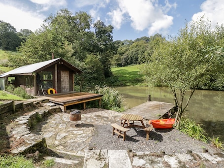 ์ฝํฐ์ง | ๋ด๋ถ