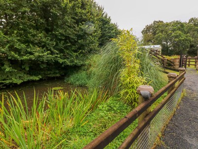 Shepherds Hut - The Crook