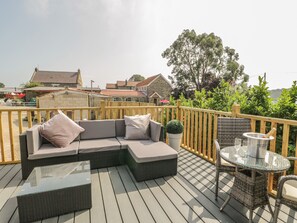 Cottage | Balcony - The Maple (Scarborough)
