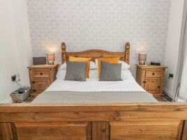 Cottage | 1 bedroom, individually decorated, individually furnished, free WiFi