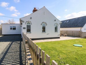 Exterior - Senafe (Bude)