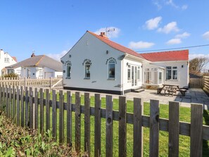 Cottage | Exterior