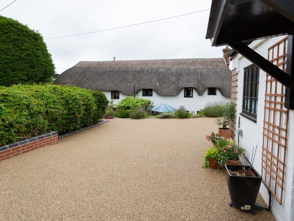 Interior - Little England Cottage (Blandford Forum)