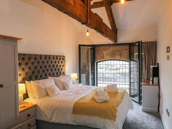 Cottage | Interior - Repton @ Engine Shed (Whitby)