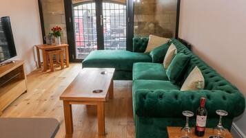 Cottage | Interior