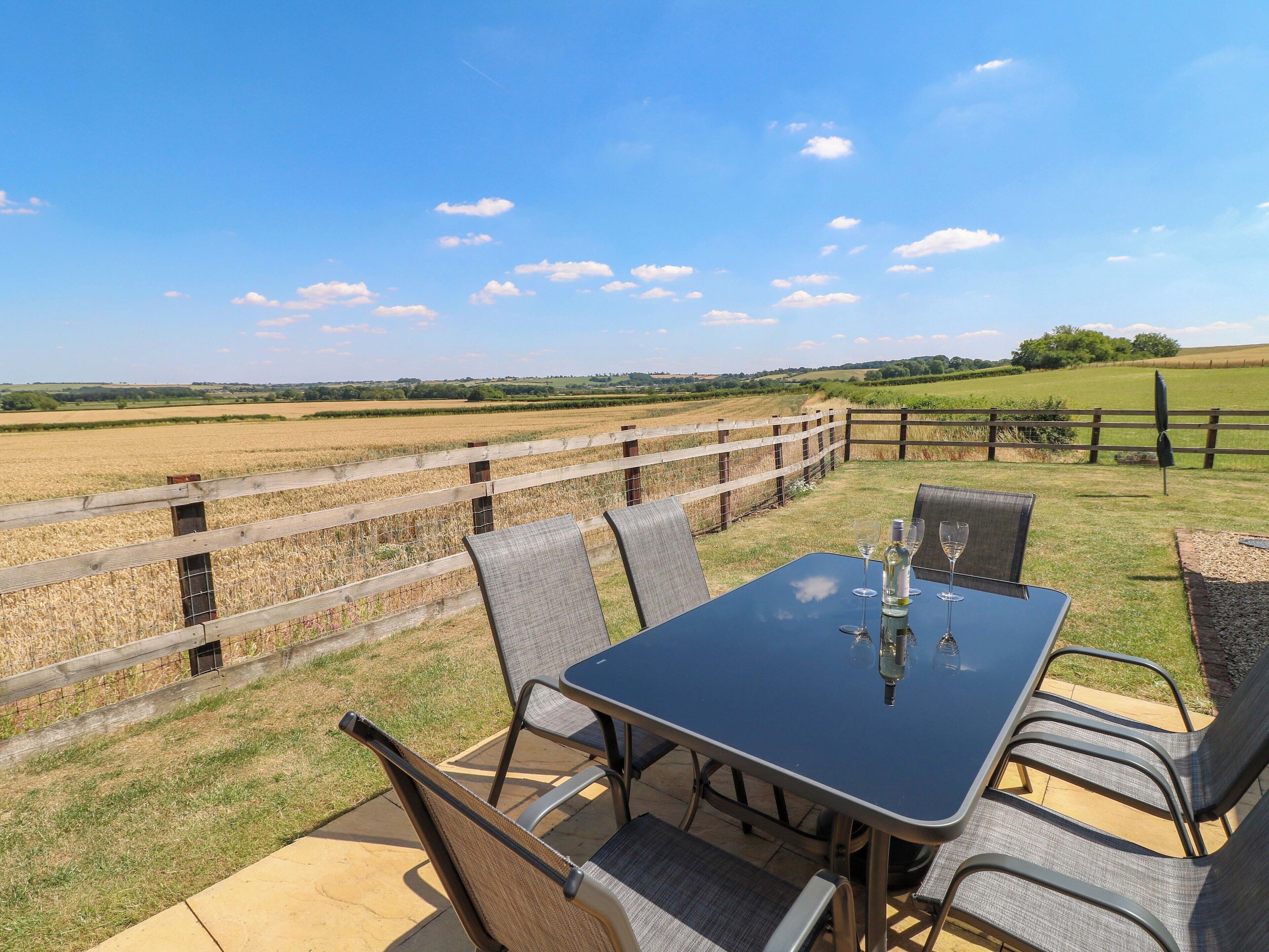 Cottage | Outdoor dining