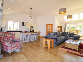 Cottage | Living area