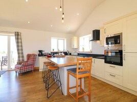 平房 | 私人廚房 | 洗碗機、廚房用具/餐具/器皿