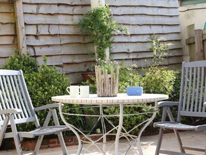 Cottage | Balcony - The Lily Pad (Camborne)