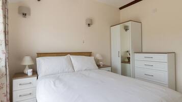 Cottage | 1 bedroom, individually decorated, individually furnished, free WiFi