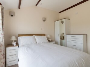 Cottage | Individually decorated, individually furnished, free WiFi