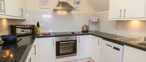 コテージ | 専用キッチン | 電子レンジ、コンロ、食器洗い機、ハイチェア