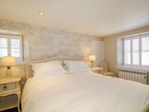 Chaumière | 3 chambres, décor unique, ameublement unique, accès au Wi-Fi (inclus)