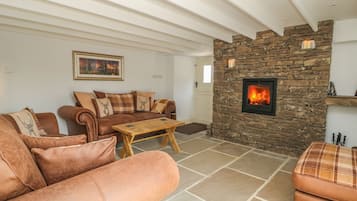 Cottage | Living area