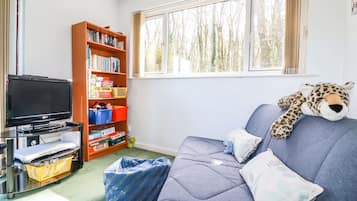 Cottage | Interior