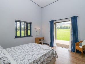 Cottage | 1 bedroom, individually decorated, individually furnished, free WiFi