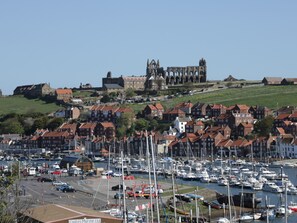 Cottage | Marina - 2 The Close (Whitby)