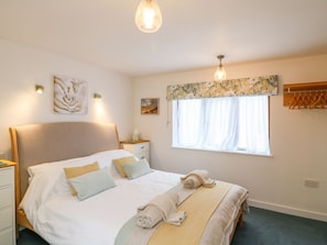 Cottage | 1 bedroom, individually decorated, individually furnished, free WiFi