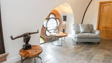 Cottage | Living area