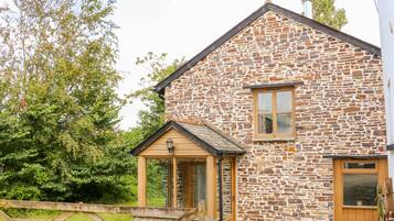 Cottage | Front of property
