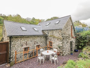 Cottage | Interior