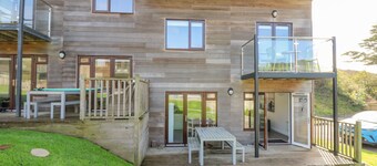 Sea Breeze 17 Gannel