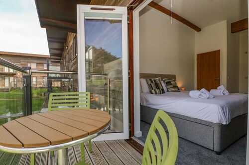 Sea Breeze 17 Gannel