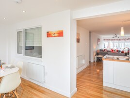 Casa de campo | Cocina privada | Frigorífico, lavavajillas y utensilios de cocina