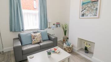 Cottage | Living room | TV