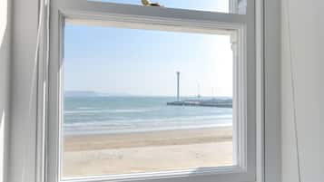 Cottage | 5 bedrooms, individually decorated, individually furnished, free WiFi