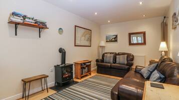 Cottage | Living area