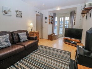 Cottage | Living area | Smart TV - Bwthyn Llechen (Porthmadog)